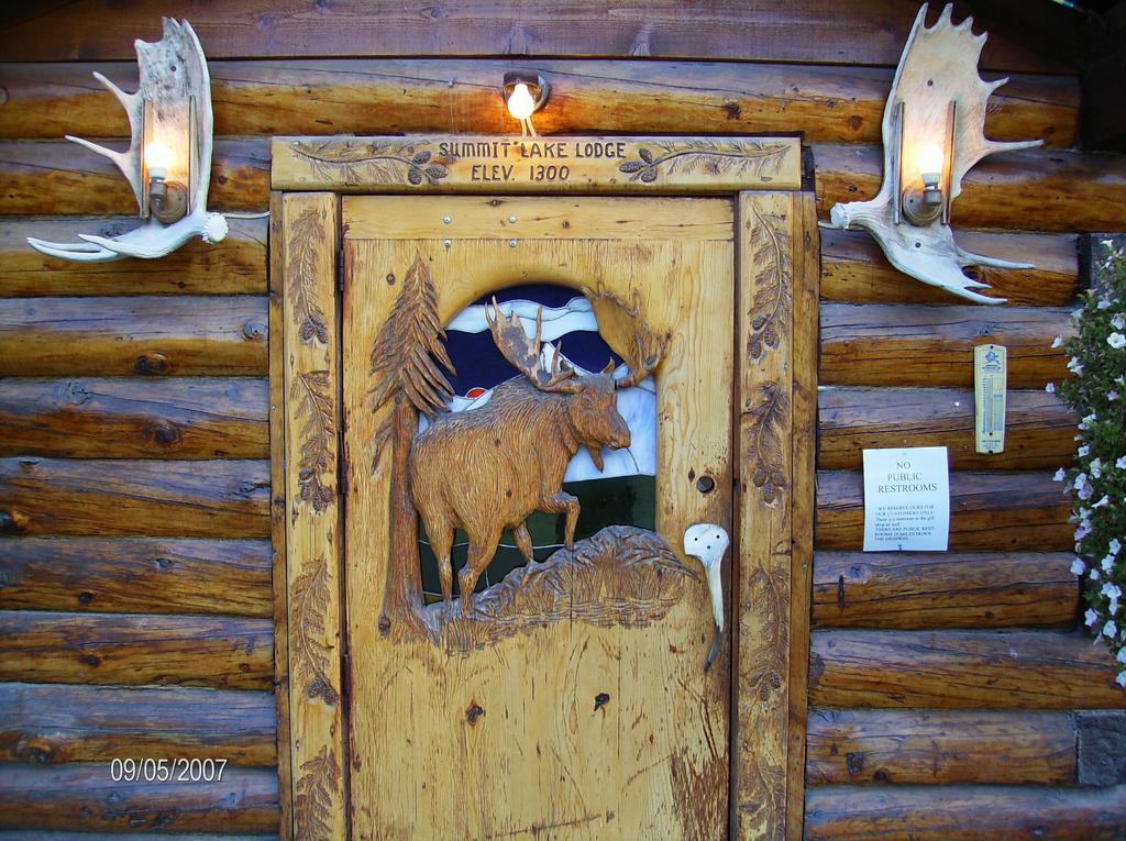 Summit Lake Lodge Экстерьер фото