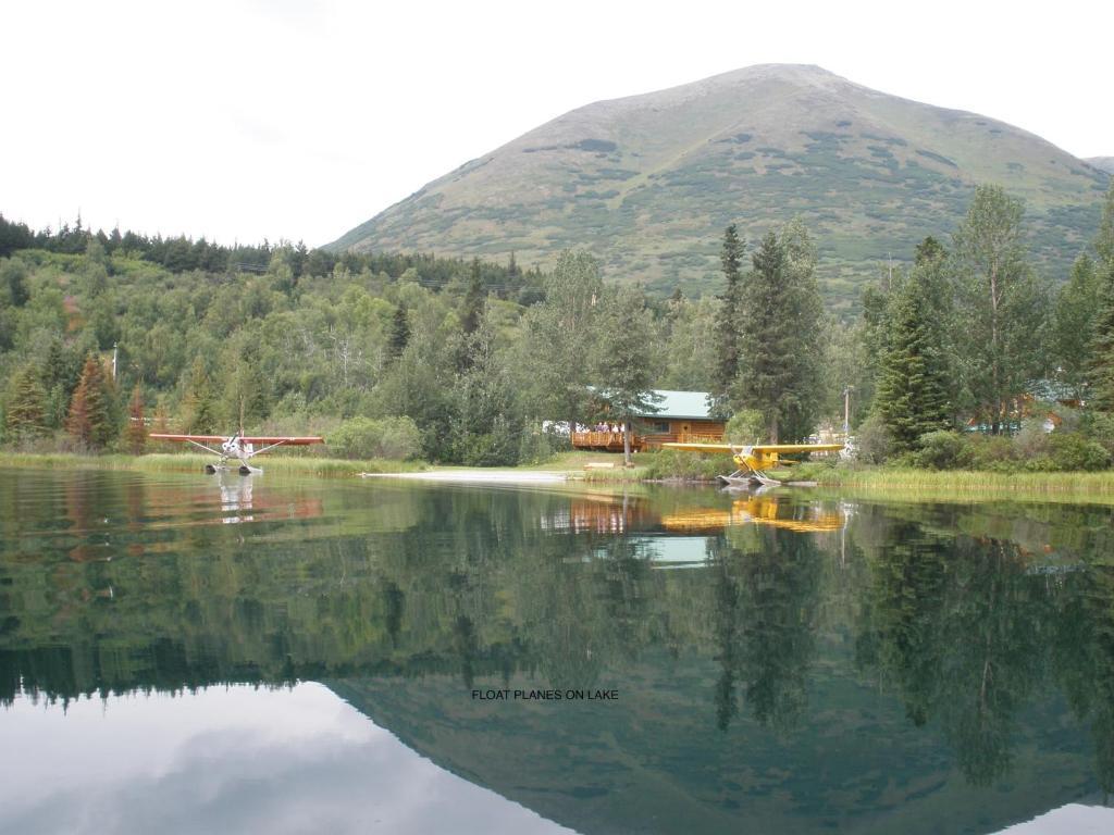 Summit Lake Lodge Экстерьер фото