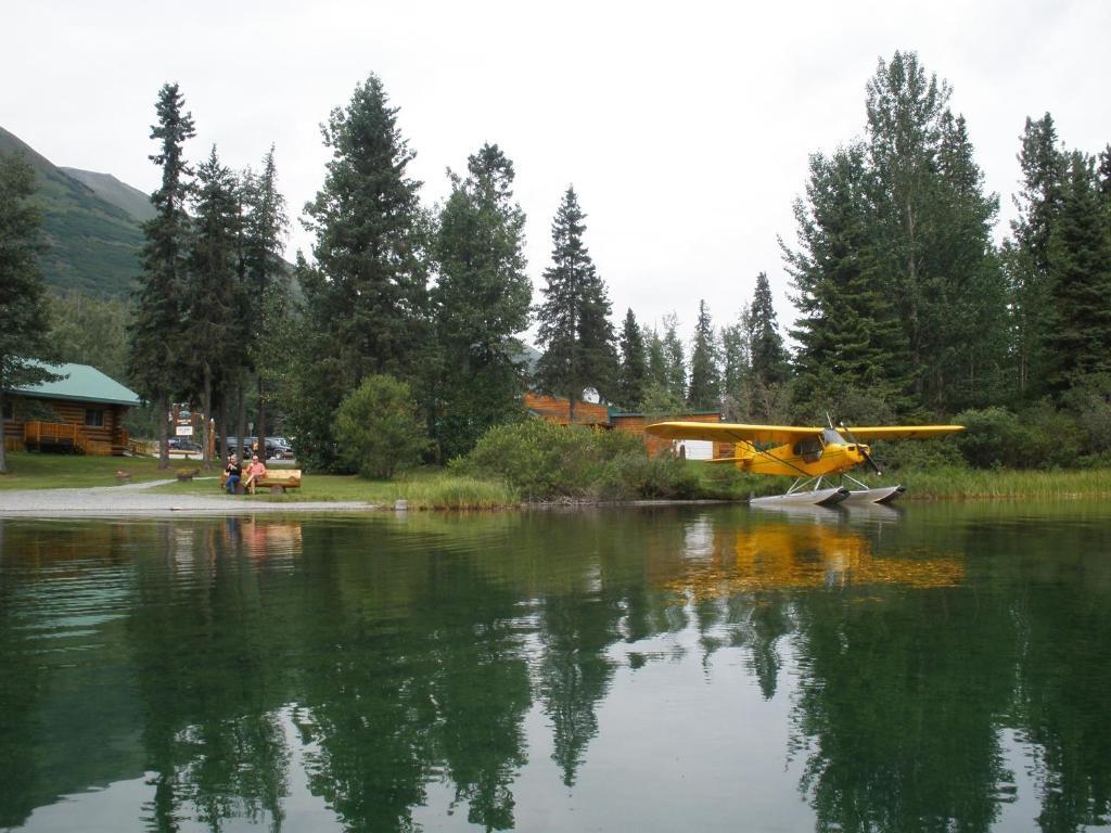 Summit Lake Lodge Экстерьер фото